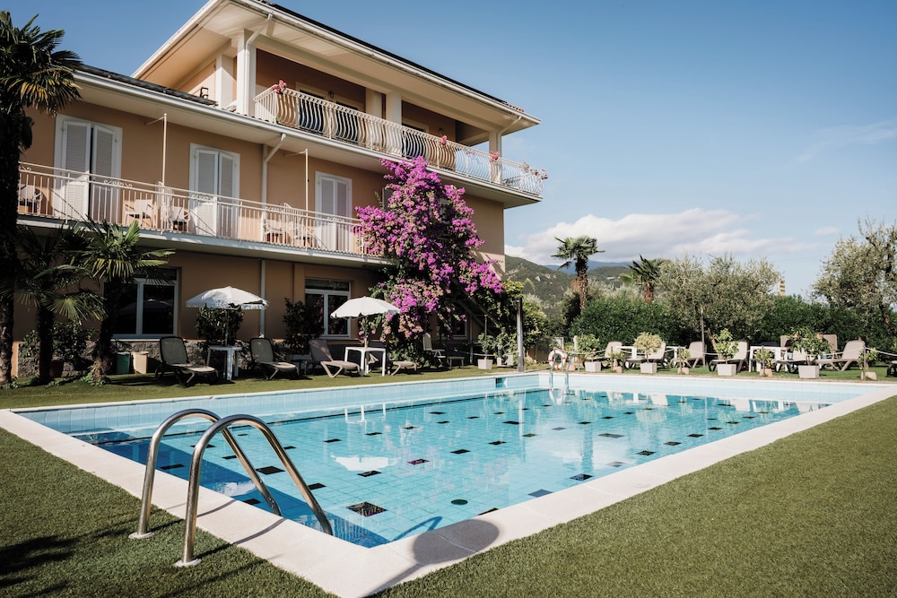 Hotel Ristorante Panoramica in Salo, Italy