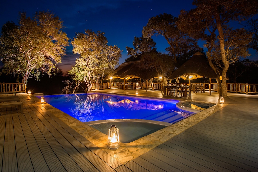 Vuyani River Lodge — 5-Star Luxury Hotel in Hoedspruit, South Africa