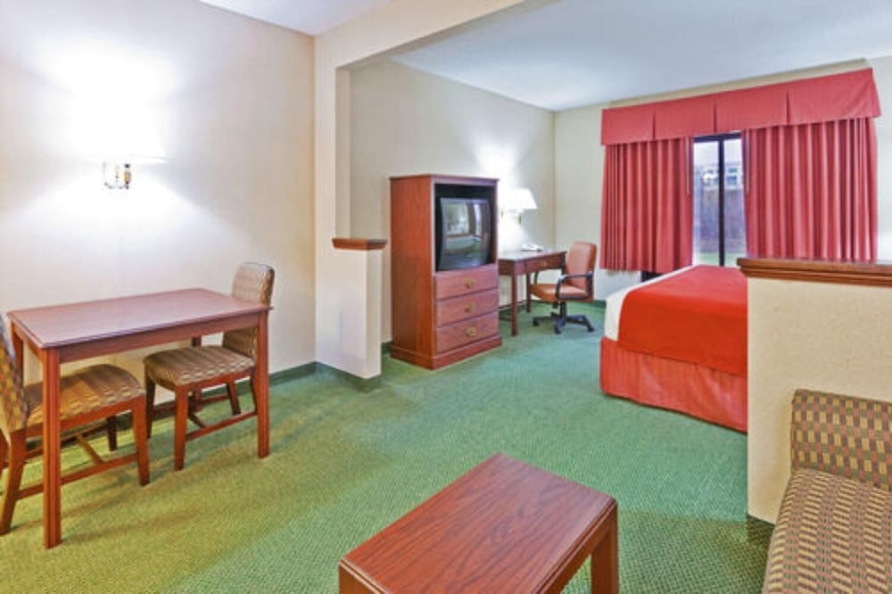 Auburn Place Hotel & Suites Paducah - photo 14