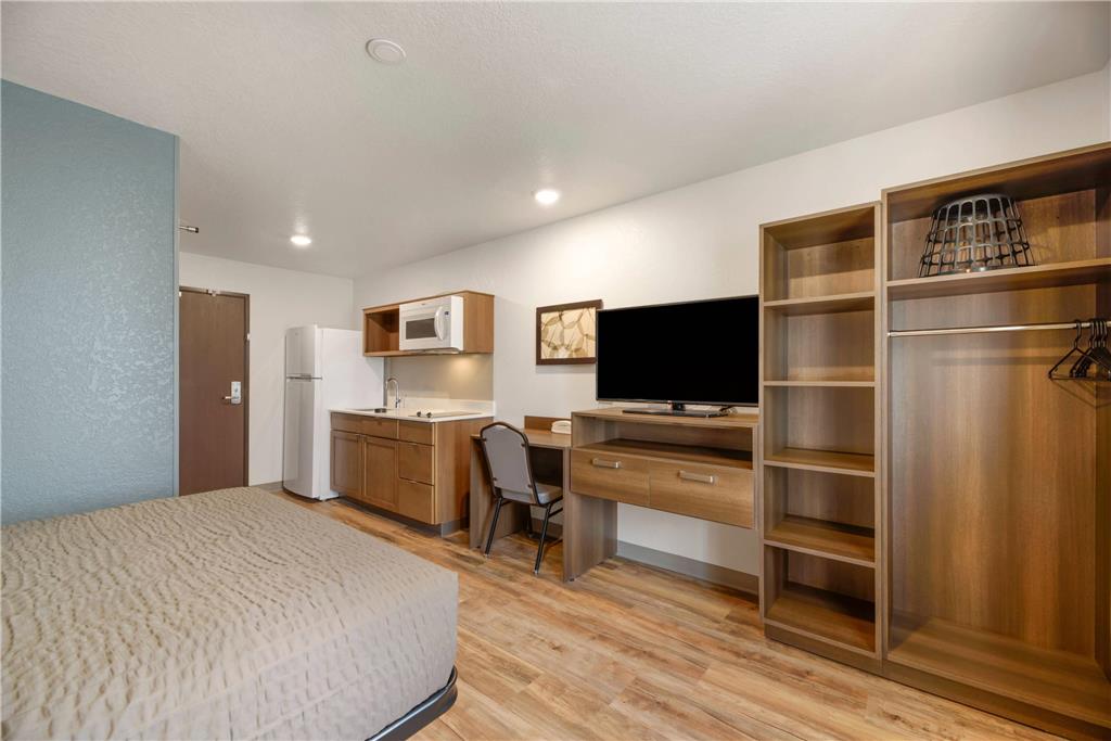 WoodSpring Suites Orlando I 4 & Convention Center - photo 15