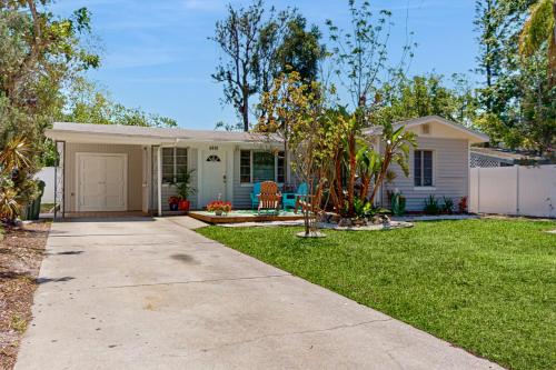 Sapphire Shores Retreat in Sarasota, United States