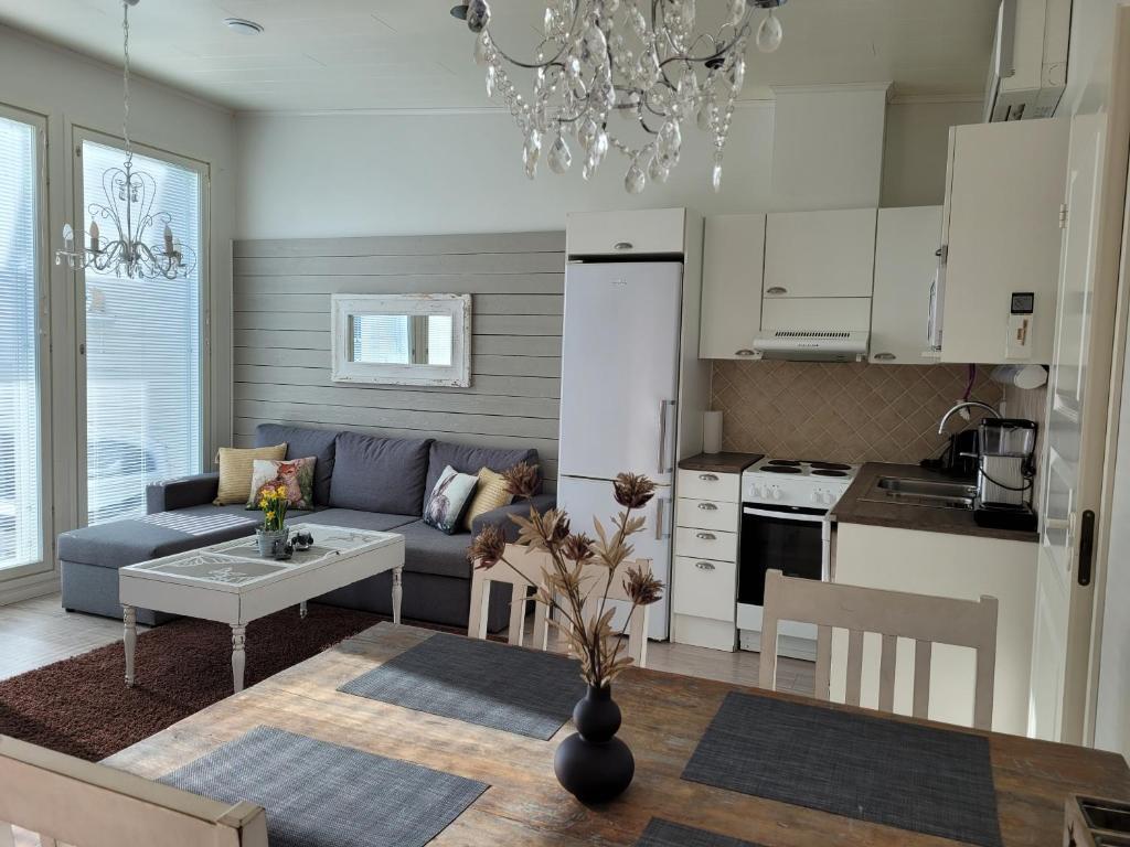 Jäkälätie Apartments by Hiekka Booking — 4-Star Luxury Hotel in Kalajoki, Finland