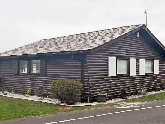 Fenna Lakeside Lodge Pine Lake Resort in Carnforth, United Kingdom