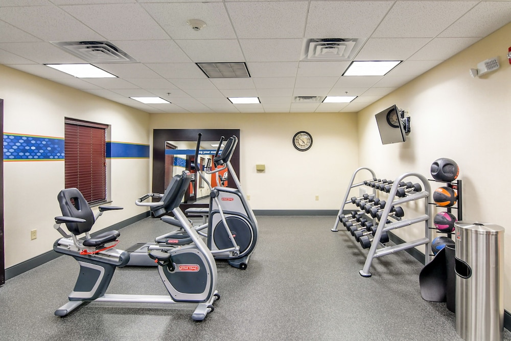 Hampton Inn Foley - photo 63