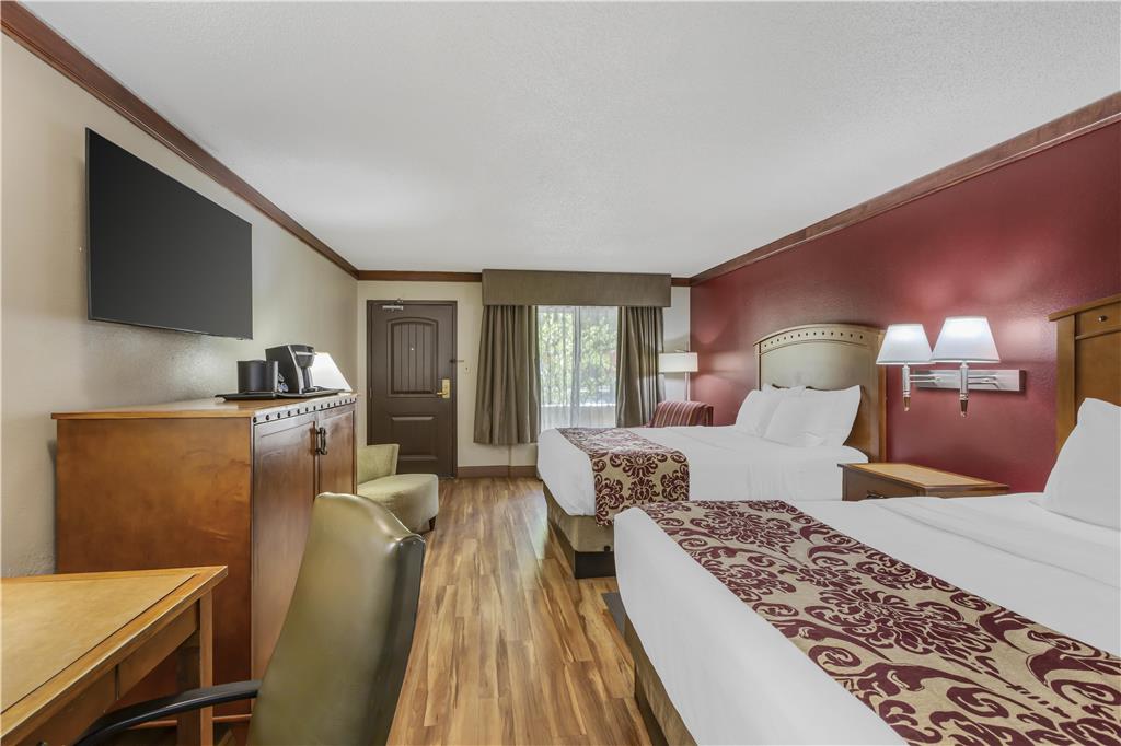 Best Western Plus Greenwell Inn - photo 19