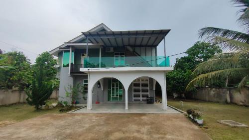 Kak Nor Villa — 4-Star Luxury Hotel in Kuala Terengganu, Malaysia