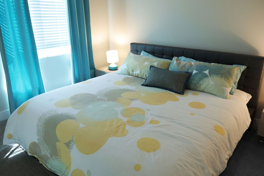 Downtown Cosmopolitan Suites - photo 54