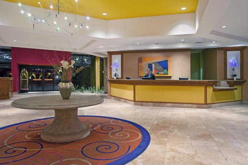 Four Points by Sheraton Phoenix North - photo 35