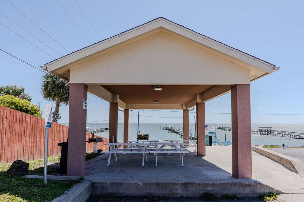 Quality Inn Rockport on Aransas Bay - photo 4