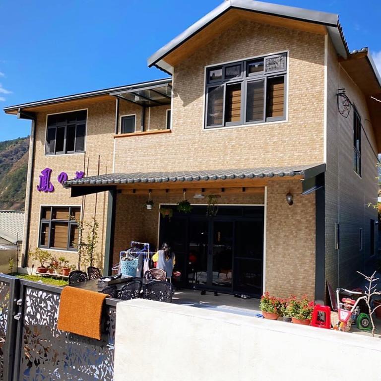 Phoenix Vine - carbon neutral hotel in Taichung