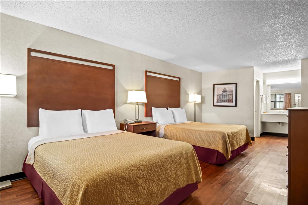 Americas Best Value Inn Midlothian Cedar Hill - photo 12