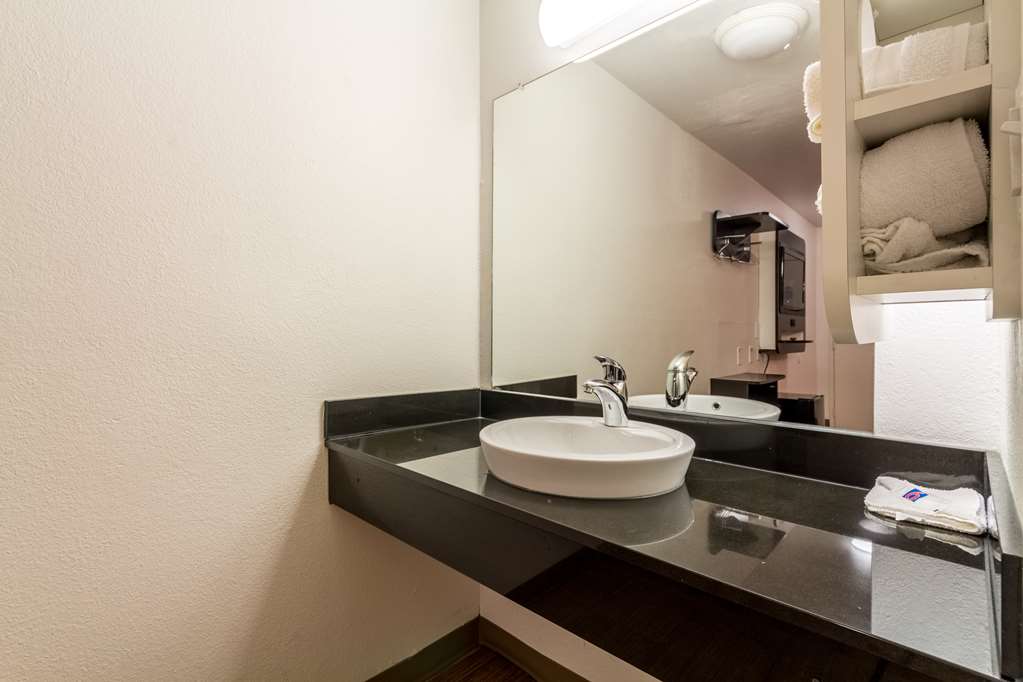 Motel 6 Garland TX Dallas - photo 15