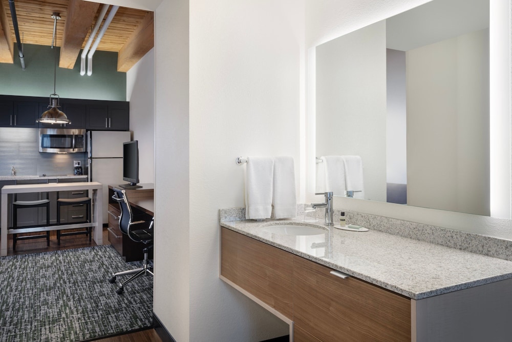 Residence Inn by Marriott Boston Downtown Seaport - photo 25