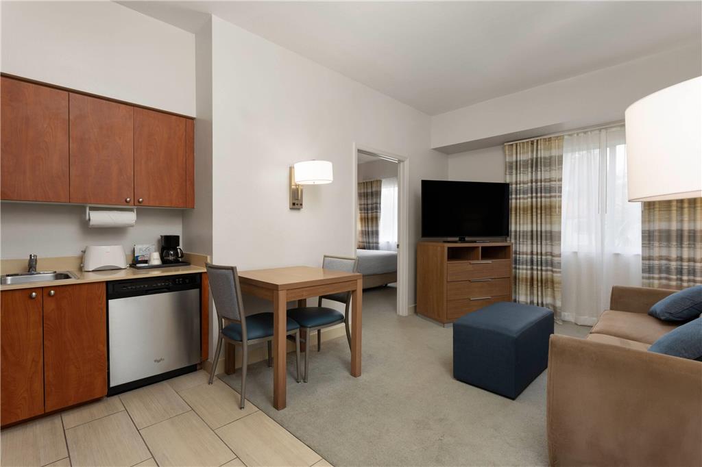 Hawthorn Extended Stay by Wyndham Naples - photo 17