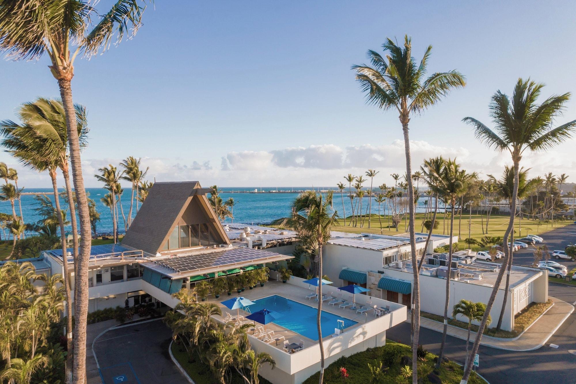 Maui Beach Hotel - photo 7