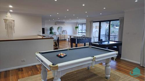 Splendour Hideaway Luxury pool at Caves Beach — Caves Beach — photo 5