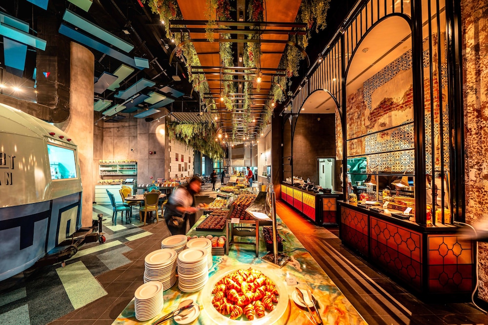 מזון ומשקאות