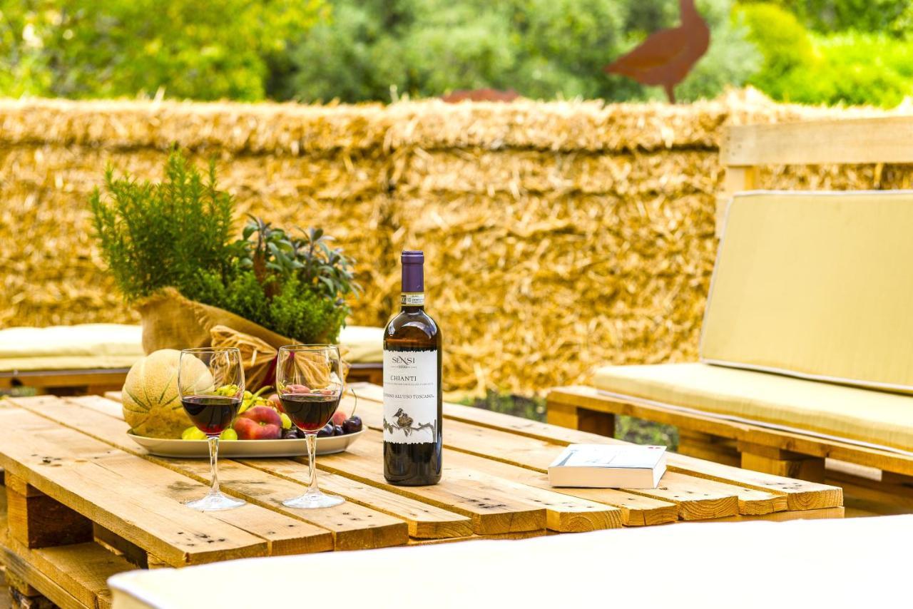 Hostly Il Casale Dei Nini — 4-Star Luxury Hotel in San Giuliano Terme, Italy