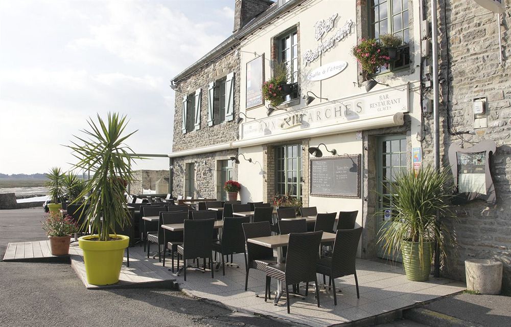 Aux 13 Arches Logis Hôtel Restaurant — hotel in Portbail
