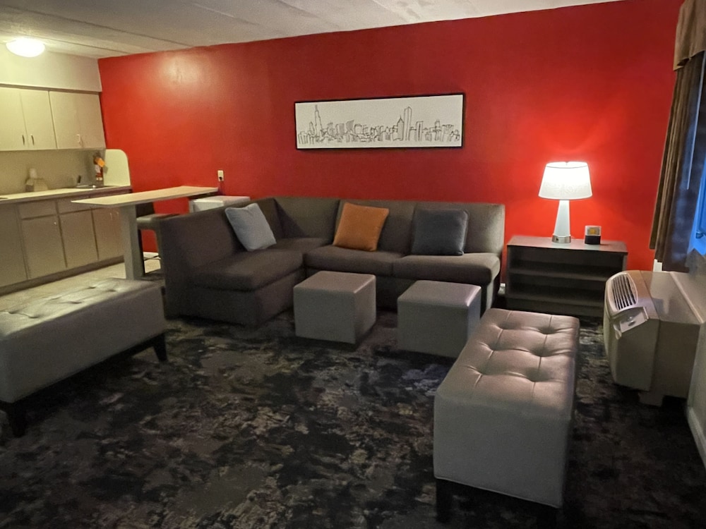 Gold Star Inn & Suites - photo 14