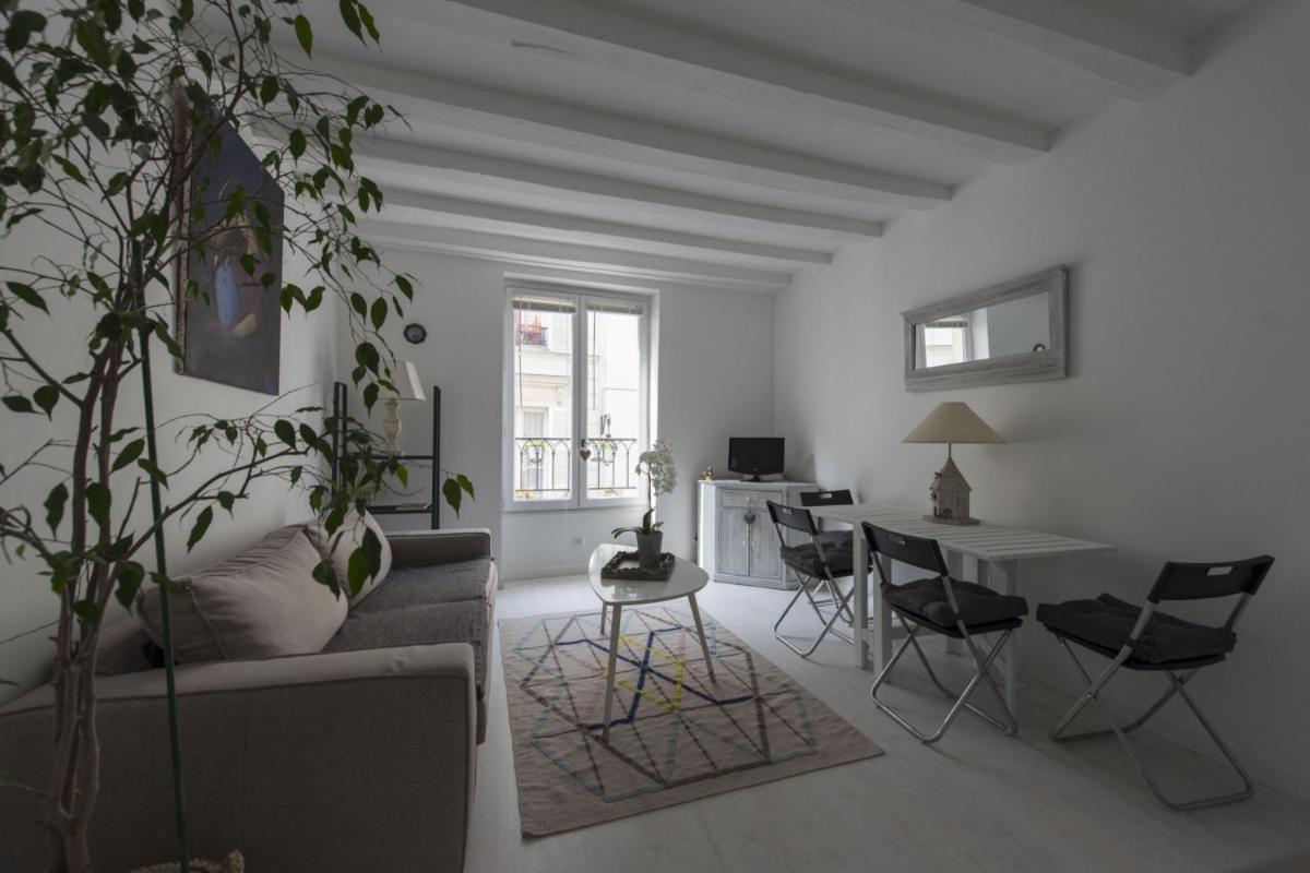 Nieve — 4-Star Luxury Hotel in Paris, France
