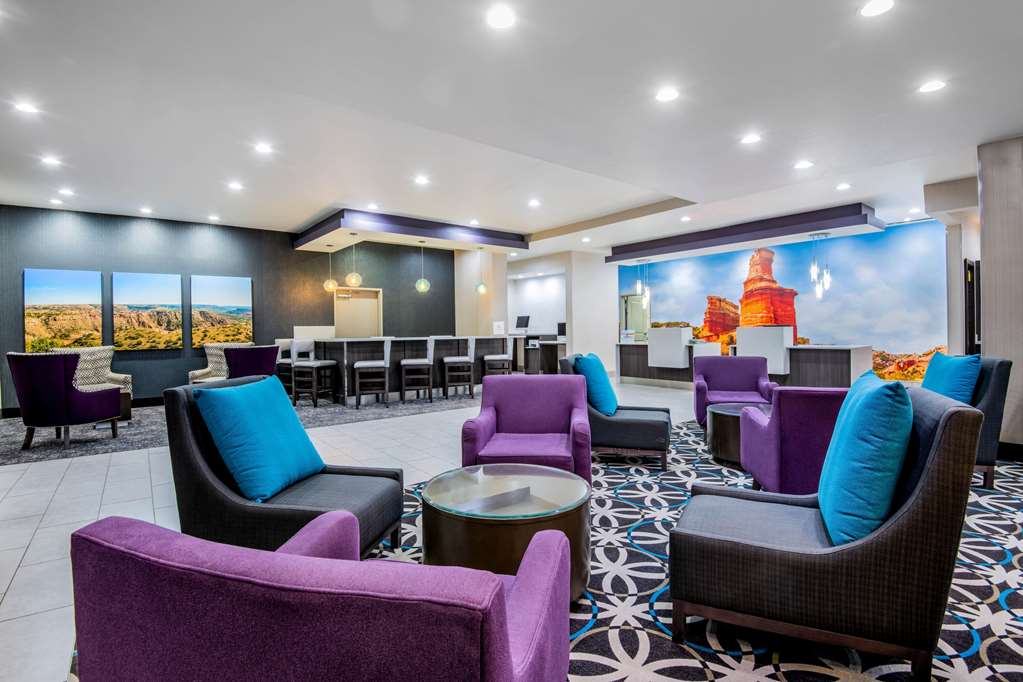 La Quinta Inn & Suites by Wyndham Pampa - photo 12