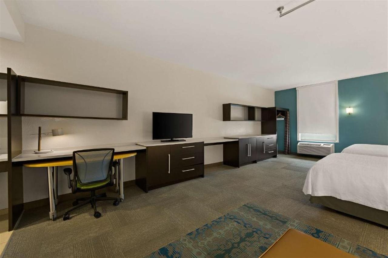 Home2 Suites by Hilton Baytown - photo 19