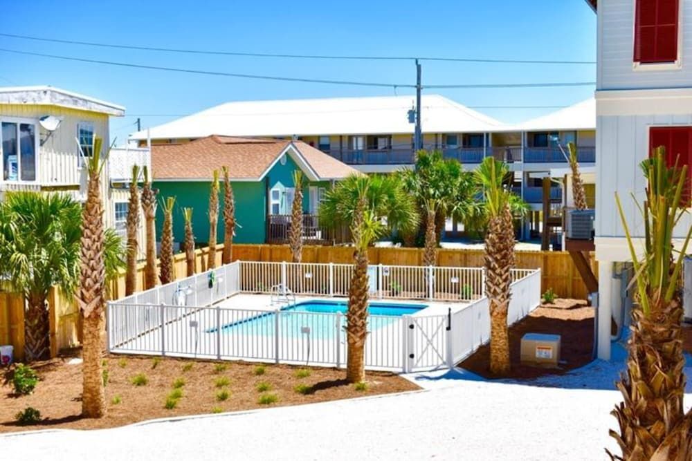Romeo Beach by Youngs Suncoast - photo 5