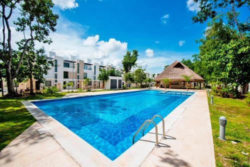 Charming & Comfortable House 15 min to Downtown — 4-Star Luxury Hotel in Playa Del Carmen, Mexico