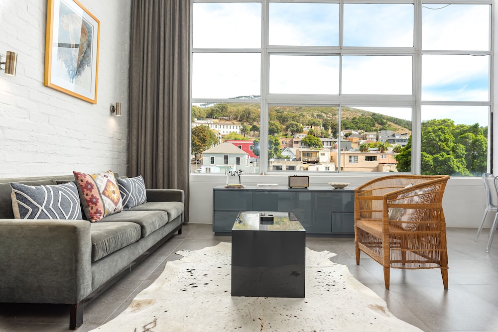 Westside Studios 309 — 4-Star Luxury Hotel in Cape Town, South Africa