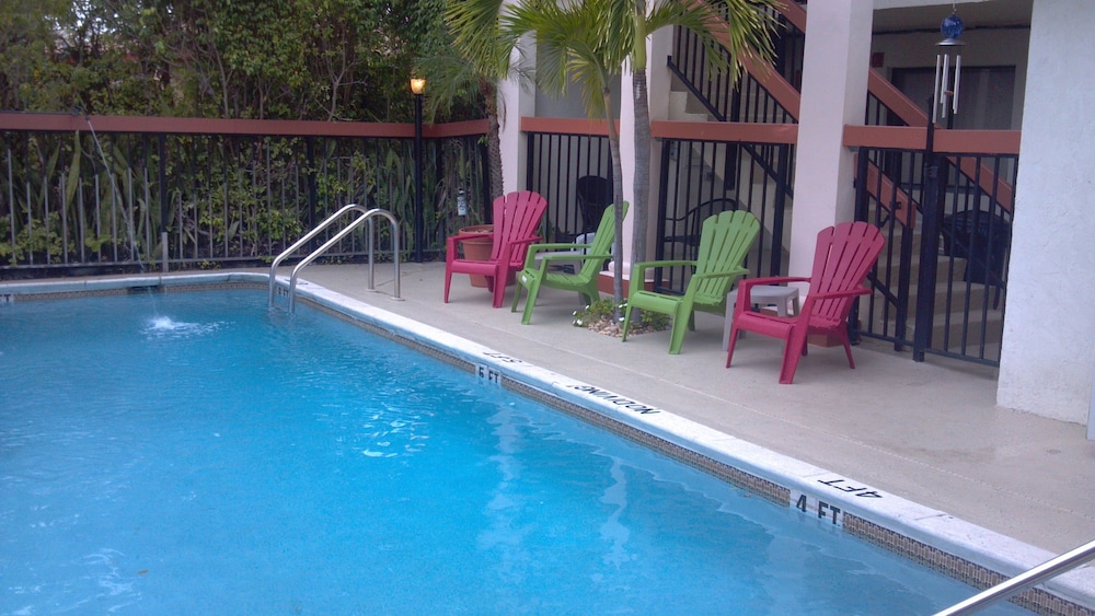 Palm Breeze Hotel - photo 42