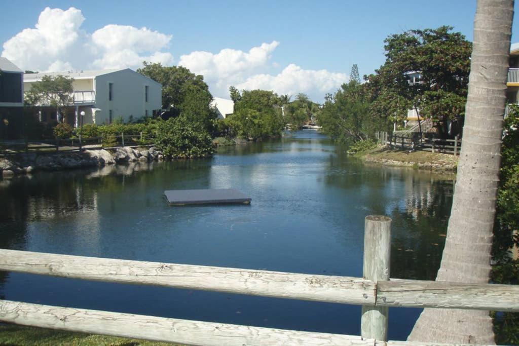 Licensed Mgr Modern Oceanfront Condo Beautiful Ocean Views Beach Resort 2 King Beds - photo 37