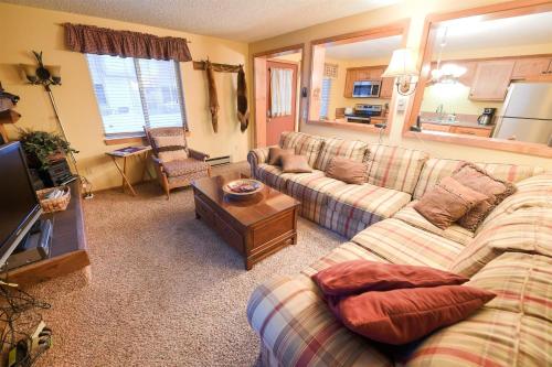 Trapper Condo Unit 3 — 4-Star Luxury Hotel in West Yellowstone, United States