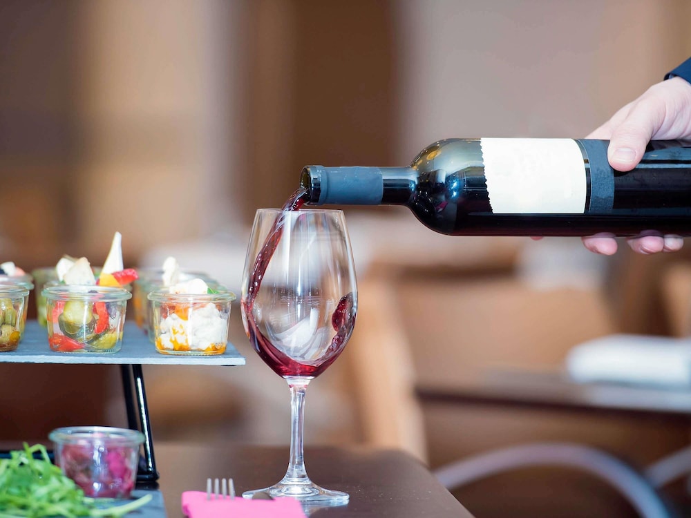 מזון ומשקאות