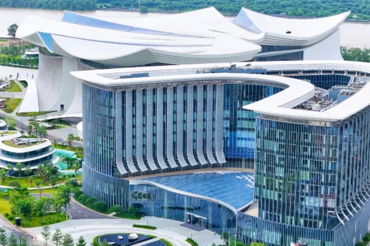 Nansha Ln Dongfang Hotel — 4-Star Luxury Hotel in Guangzhou, People's Republic of China