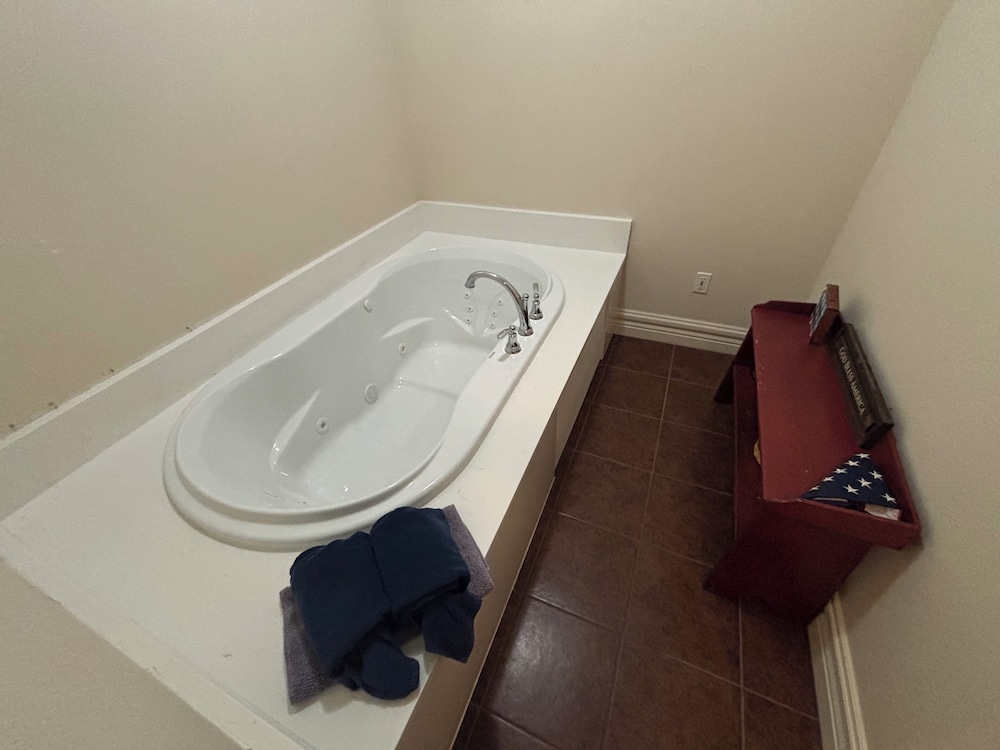 Hermann Crown Suites - photo 235