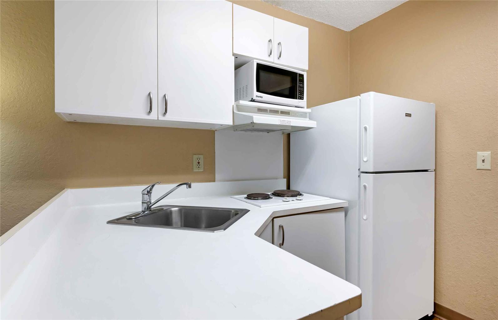 Extended Stay America Select Suites Jacksonville Lenoir Avenue East - photo 18