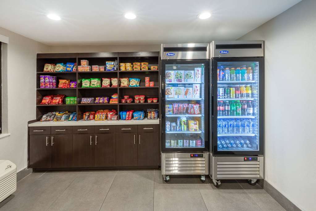 La Quinta Inn & Suites by Wyndham Houston NW Brookhollow - photo 30