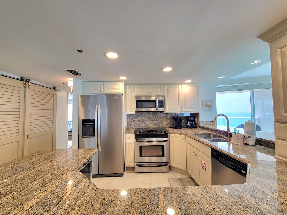 Beachside Towers at Sandestin by Gibson Beach Rentals - photo 131