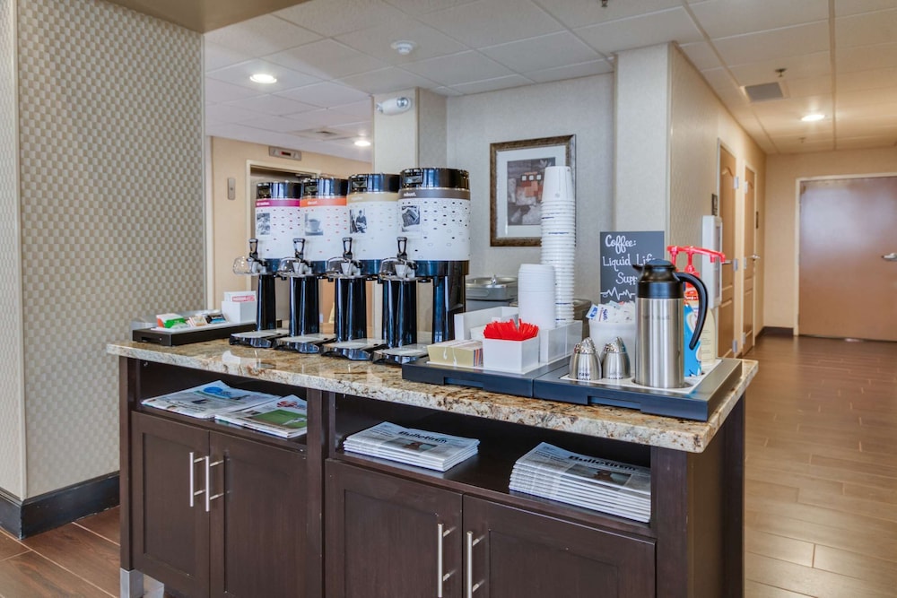 Hampton Inn & Suites Las Cruces I 25 - photo 23
