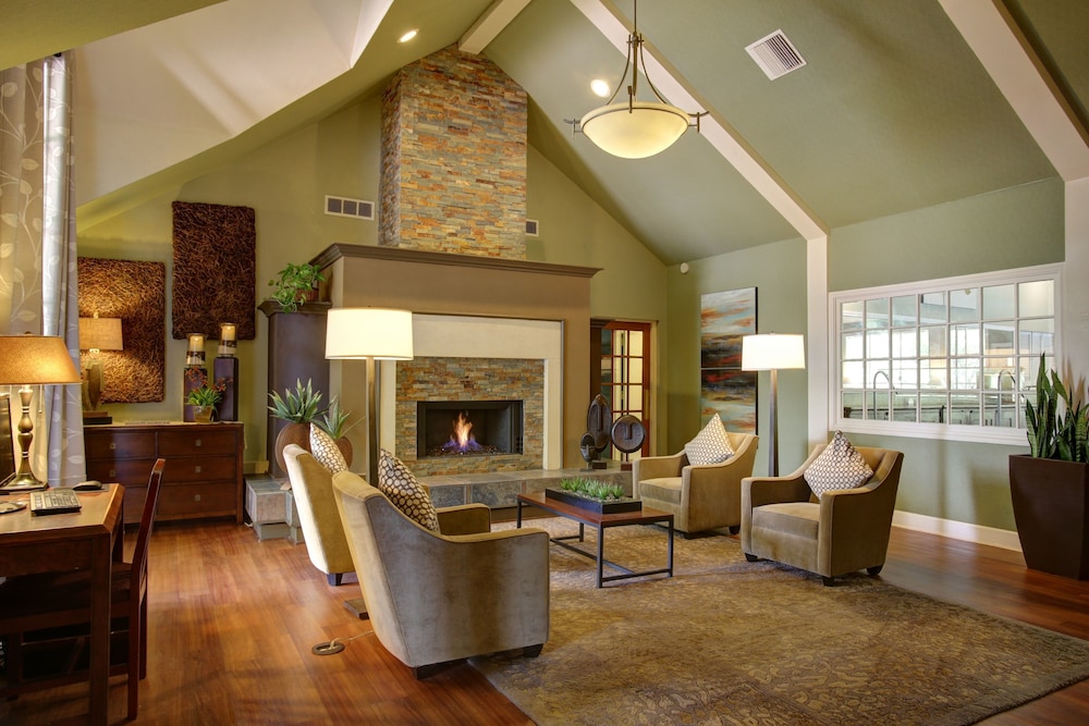 Habitat Suites - carbon neutral hotel in Austin