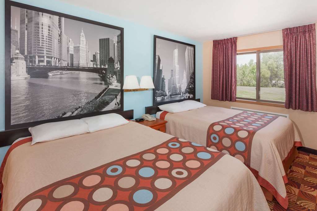 Super 8 by Wyndham Shipshewana - photo 8