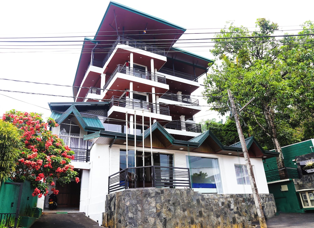 Hotel Sara - carbon neutral hotel in Kandy