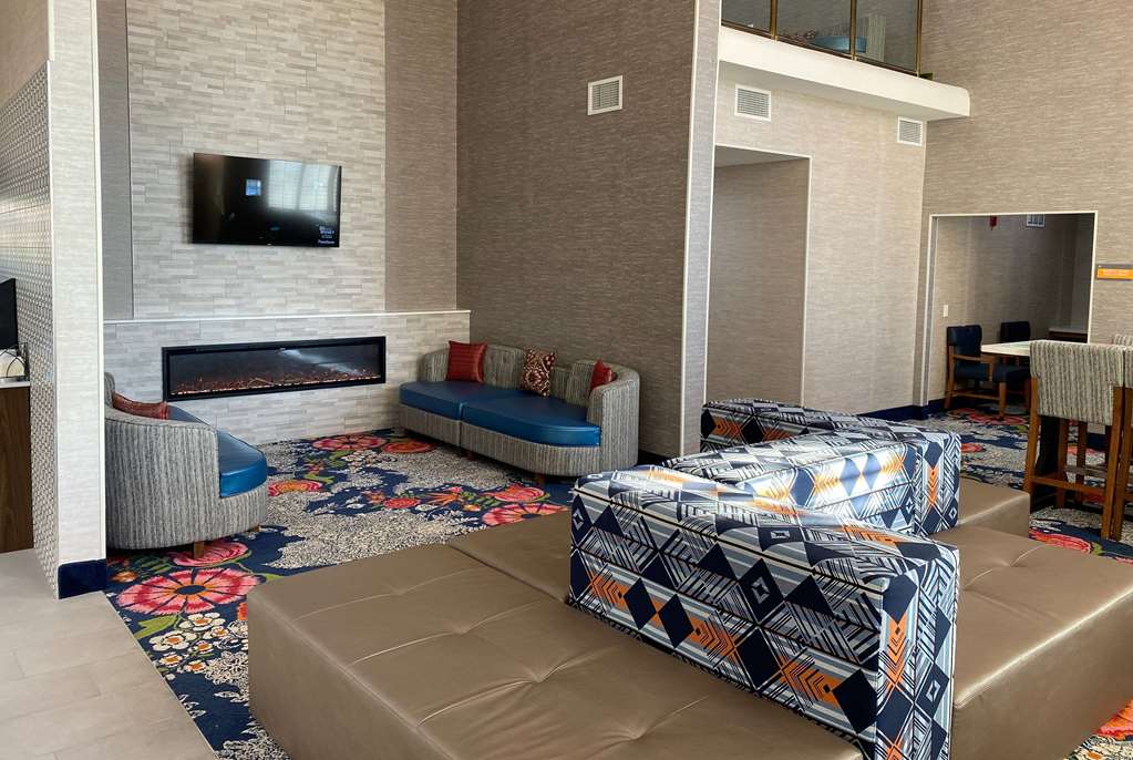 La Quinta Inn & Suites by Wyndham Safford Copper Valley - photo 4