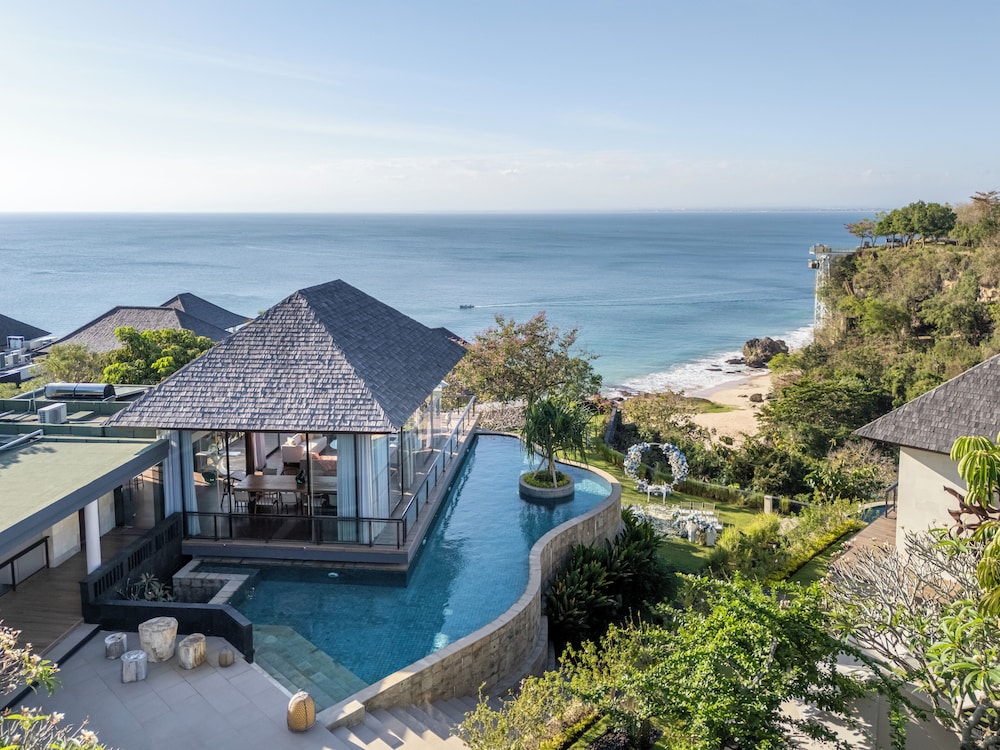 By The Cliff Bali Villa — 5-Star Luxury Hotel in Jimbaran, Indonesia