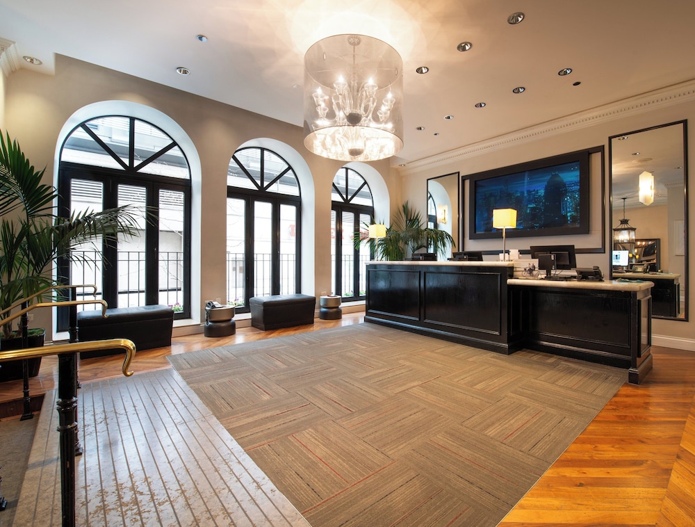 Holiday Inn Express Chicago Magnificent Mile - photo 49