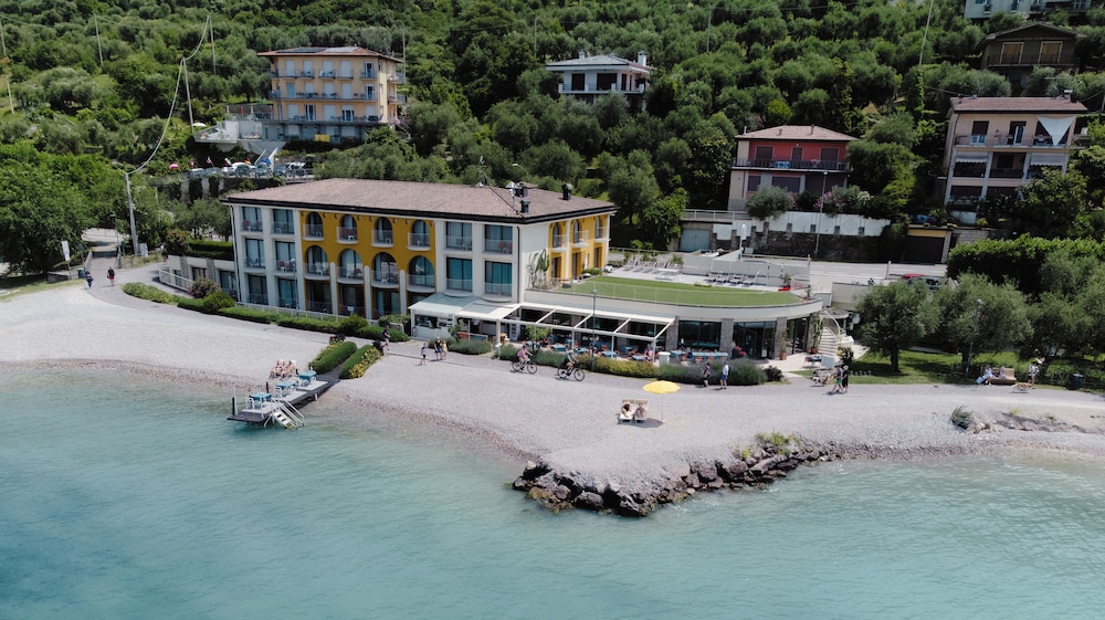 Hotel Europa - carbon neutral hotel in Malcesine