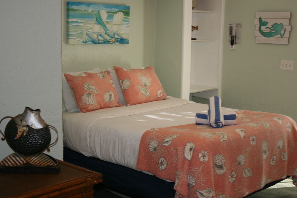 Pirate's Pointe Resort - photo 12