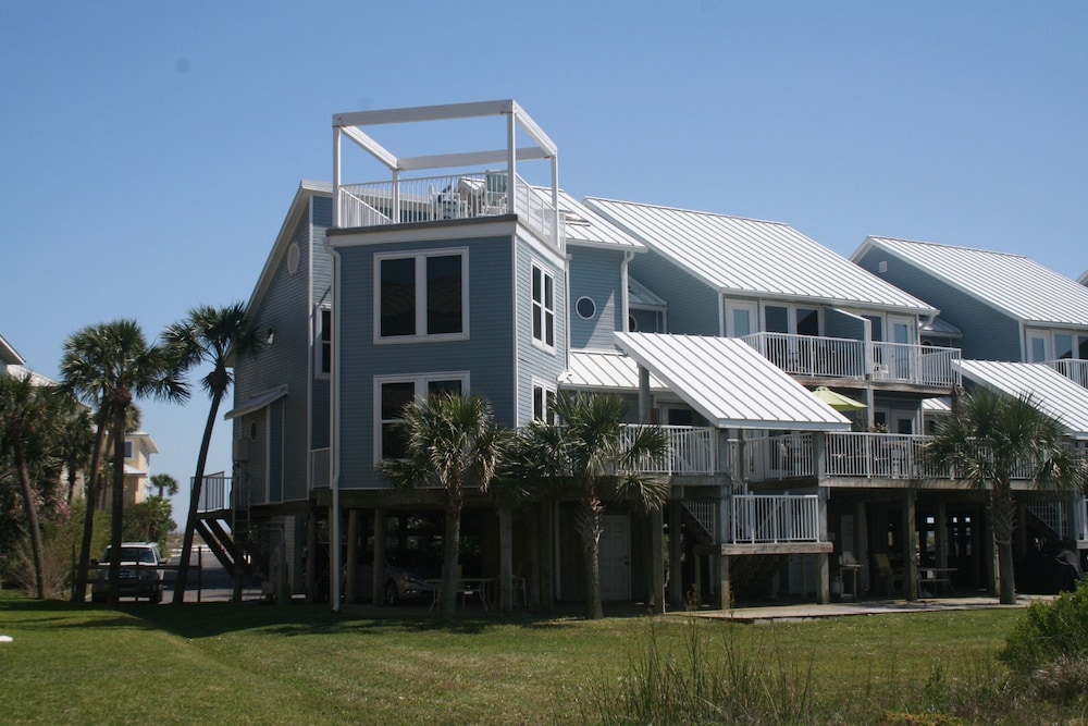 La Bahia by Surfside VR — 4-Star Luxury Hotel in Pensacola, United States