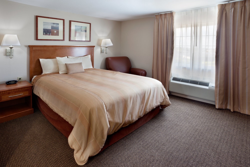 Candlewood Suites San Antonio NW Near Seaworld by IHG - photo 7